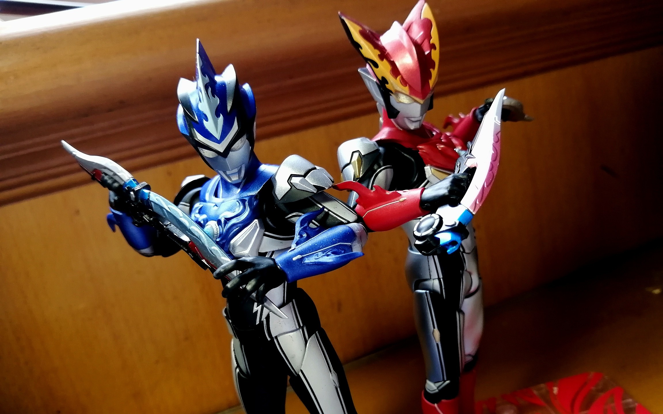 shf罗素/布鲁奥特曼简单开箱