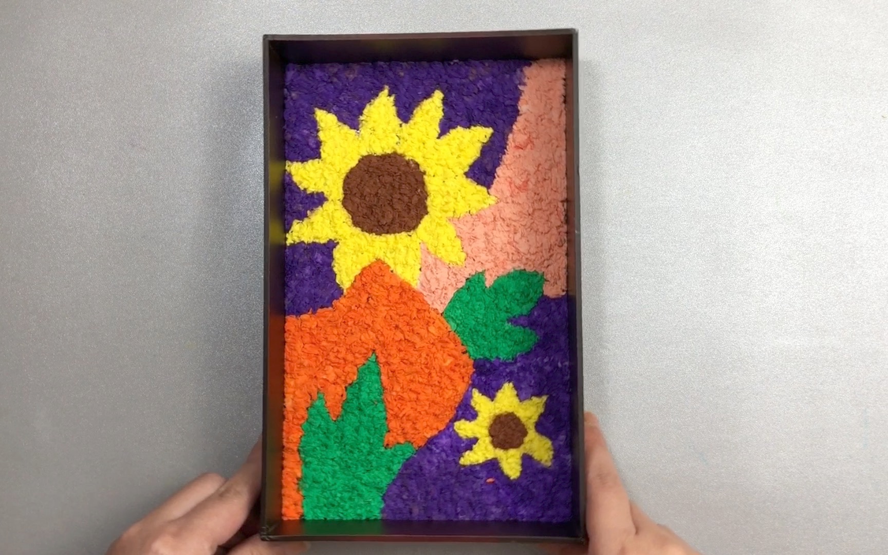 活动  用纸巾就可以做的向日葵纸浆画,快来试试吧!