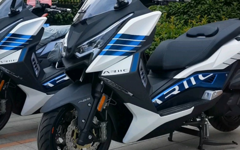 力刻318到货徐州鹏润