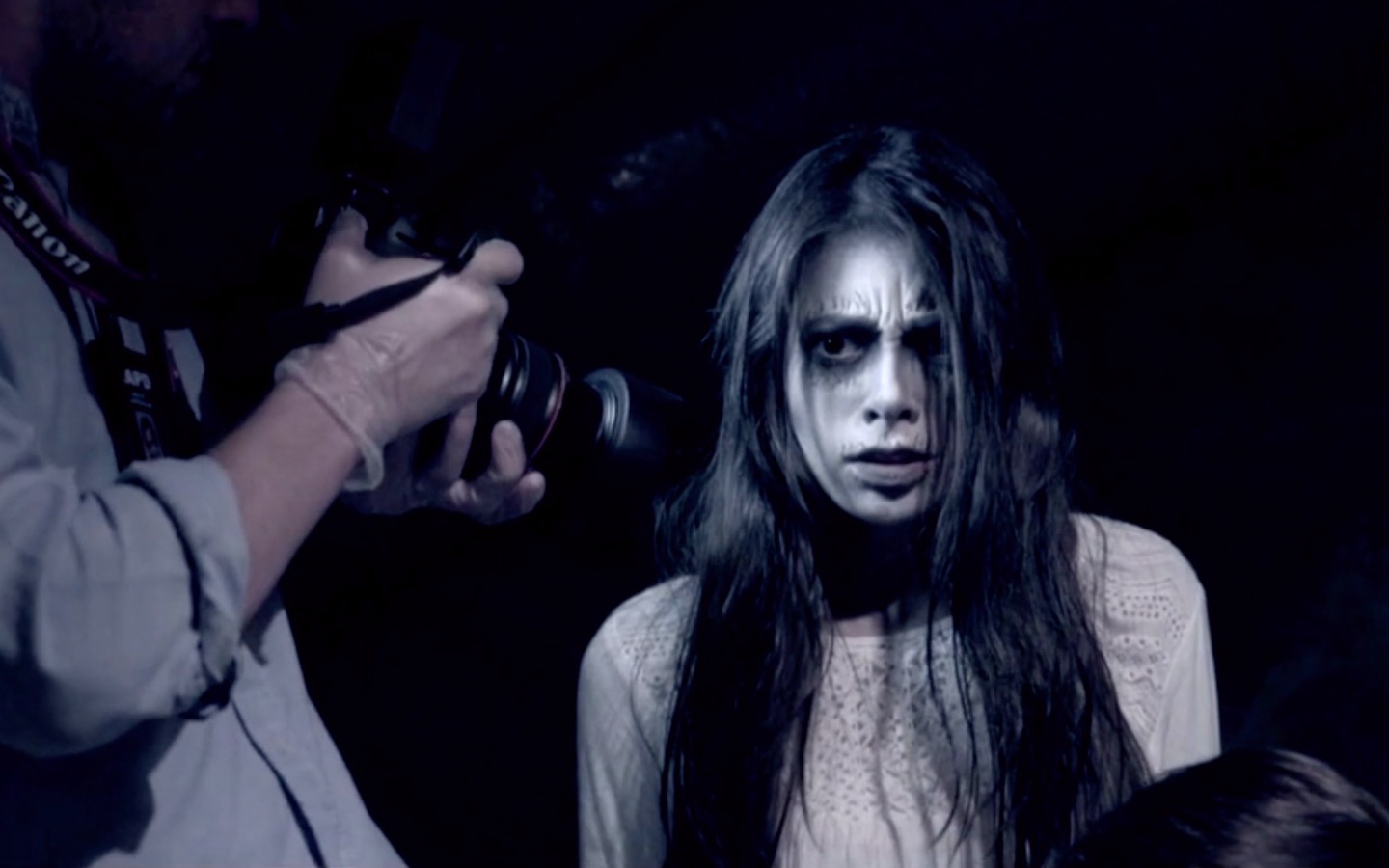 逗比向恐怖短片通灵鬼才要好好学习天天向上