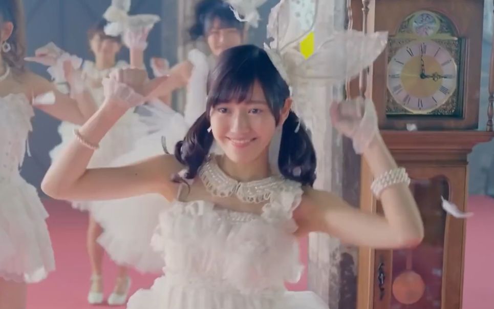 [图]【中字】AKB48初兔MV full【ファースト・ラビット】第一只兔子 First Rabbit 渡辺麻友，大岛优子，川荣李奈，小嶋陽菜,指原莉乃,PV