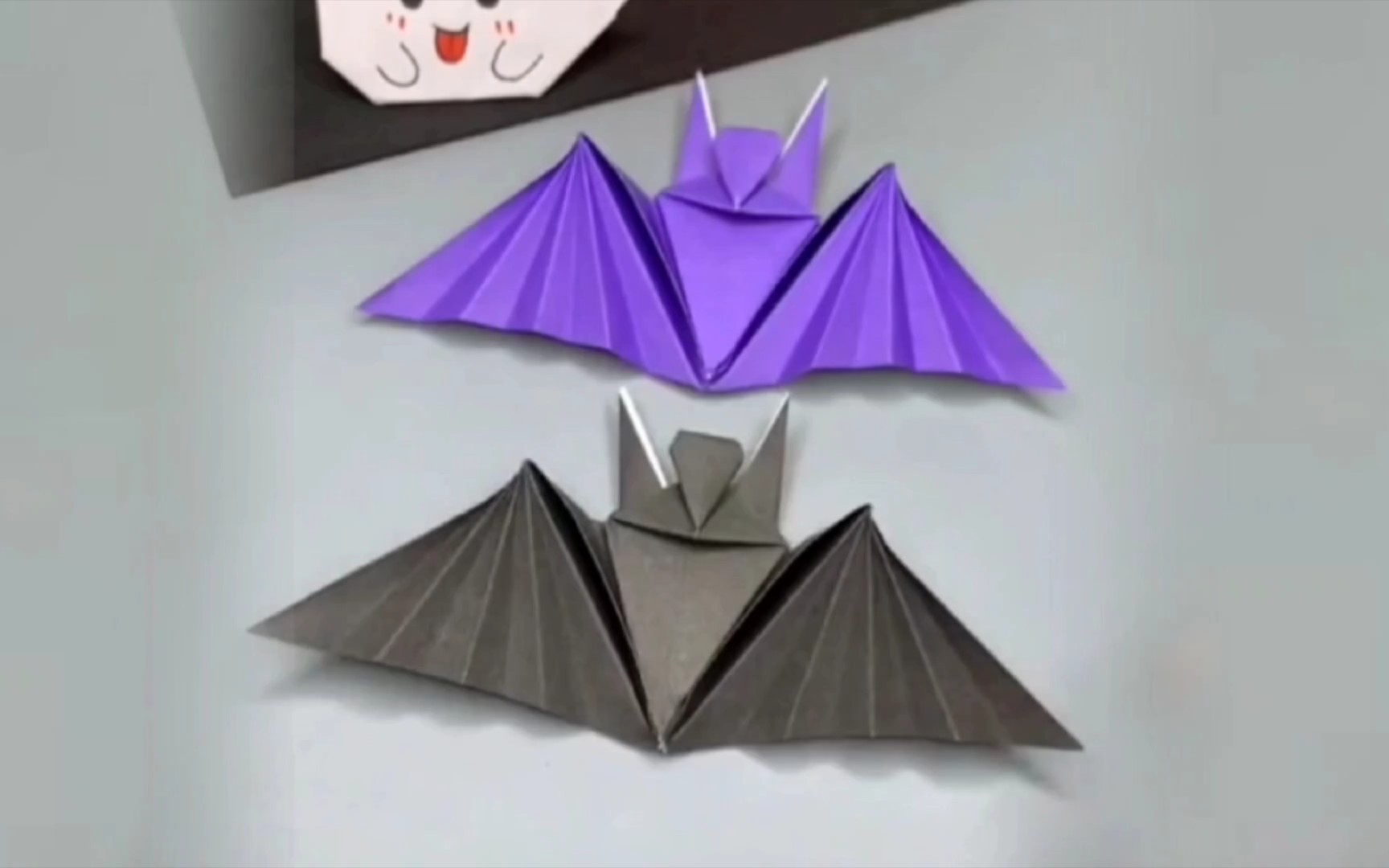 活动  手工折纸蝙蝠,翅膀可以收缩,跟着步骤学起来.