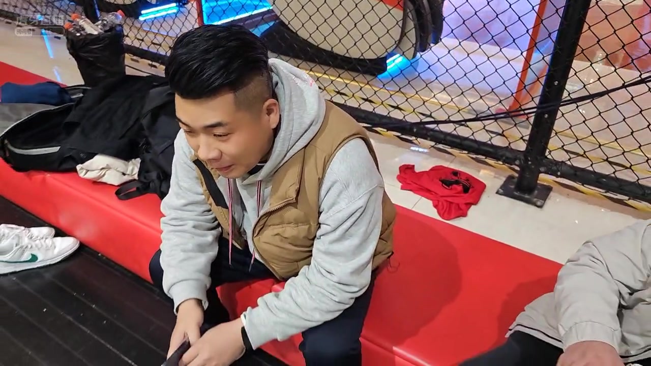 [蓝光].[户外].[集梦会长【超跑-116】].[已回长沙 ].