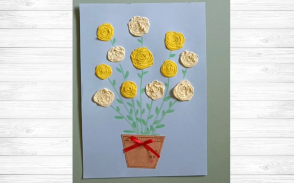 小班也能做的玫瑰花贺卡,粘土转圈圈就可以,做好送给你的女神吧!