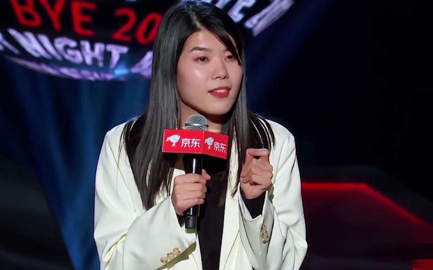 杨笠:为什么你看起来那么普通,却又那么自信_哔哩哔哩_bilibili