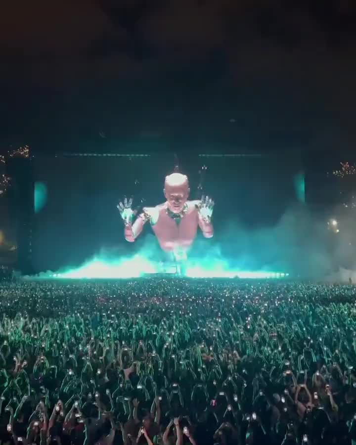 afterlife电音厂牌在墨西哥的最新演出现场超级多人想体