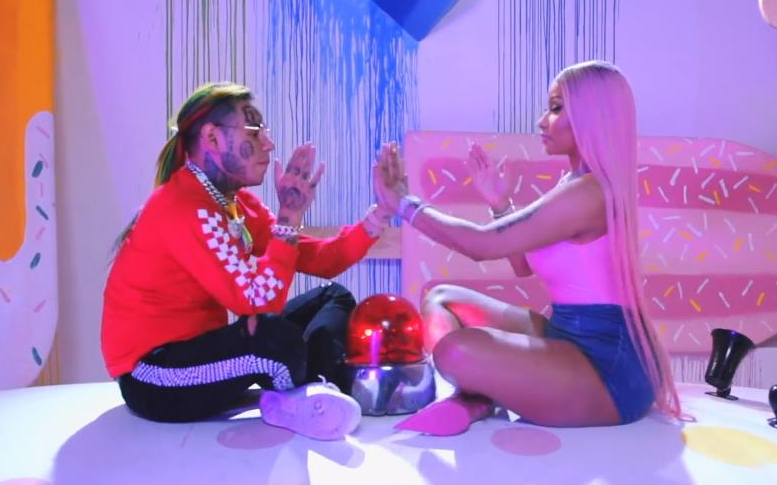 【欧美嘻哈新歌速递】6ix9ine x Nicki Minaj x Murda Beatz  FEFE(官方MV)哔哩哔哩bilibili