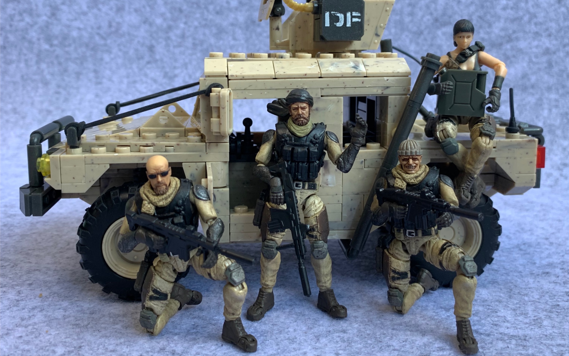 【halo暗源火力基地】第十二弹 珍宝积木沙漠悍马车简单展示_哔哩哔哩