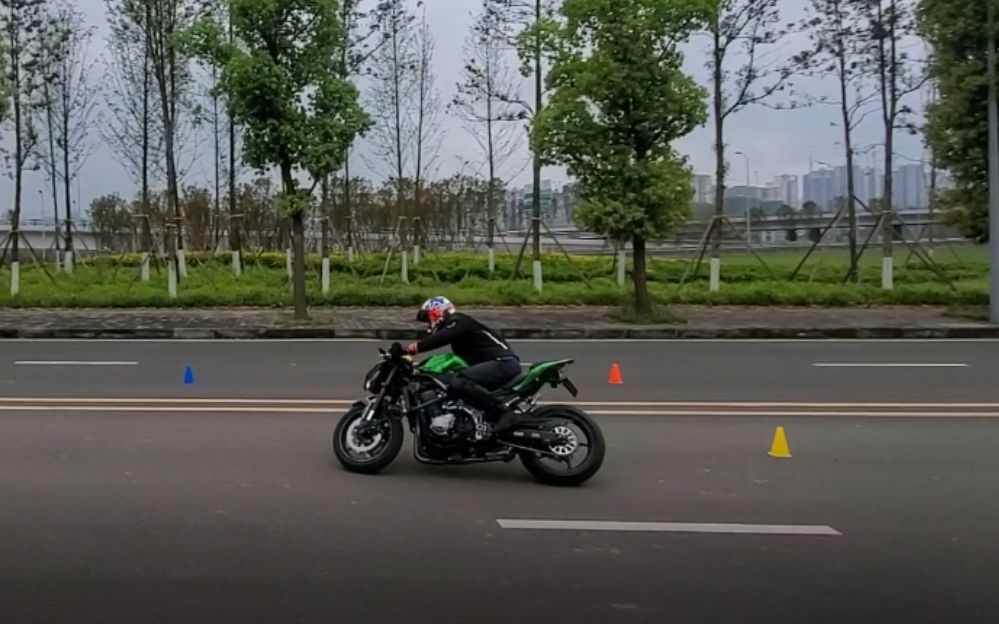 z900金卡纳练车日记2020-03-29.gp8 -- 45秒.