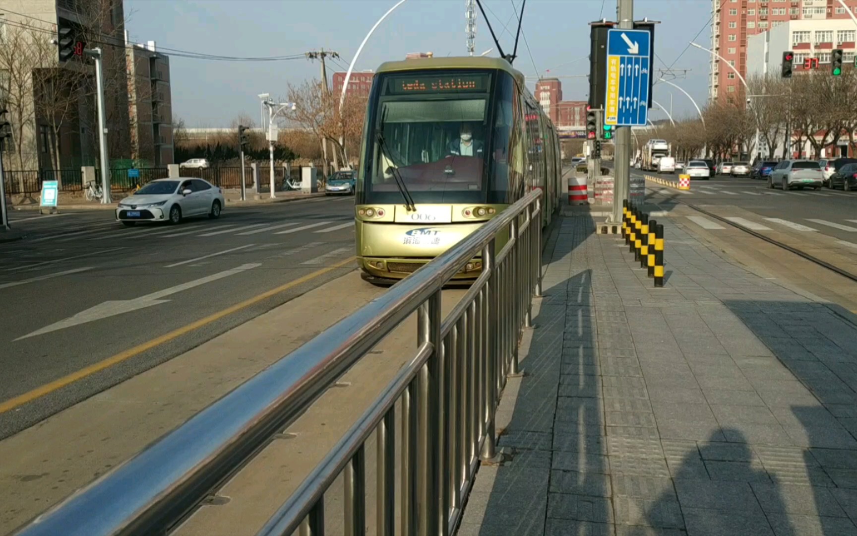 天津泰达现代导轨电车学院区北进站