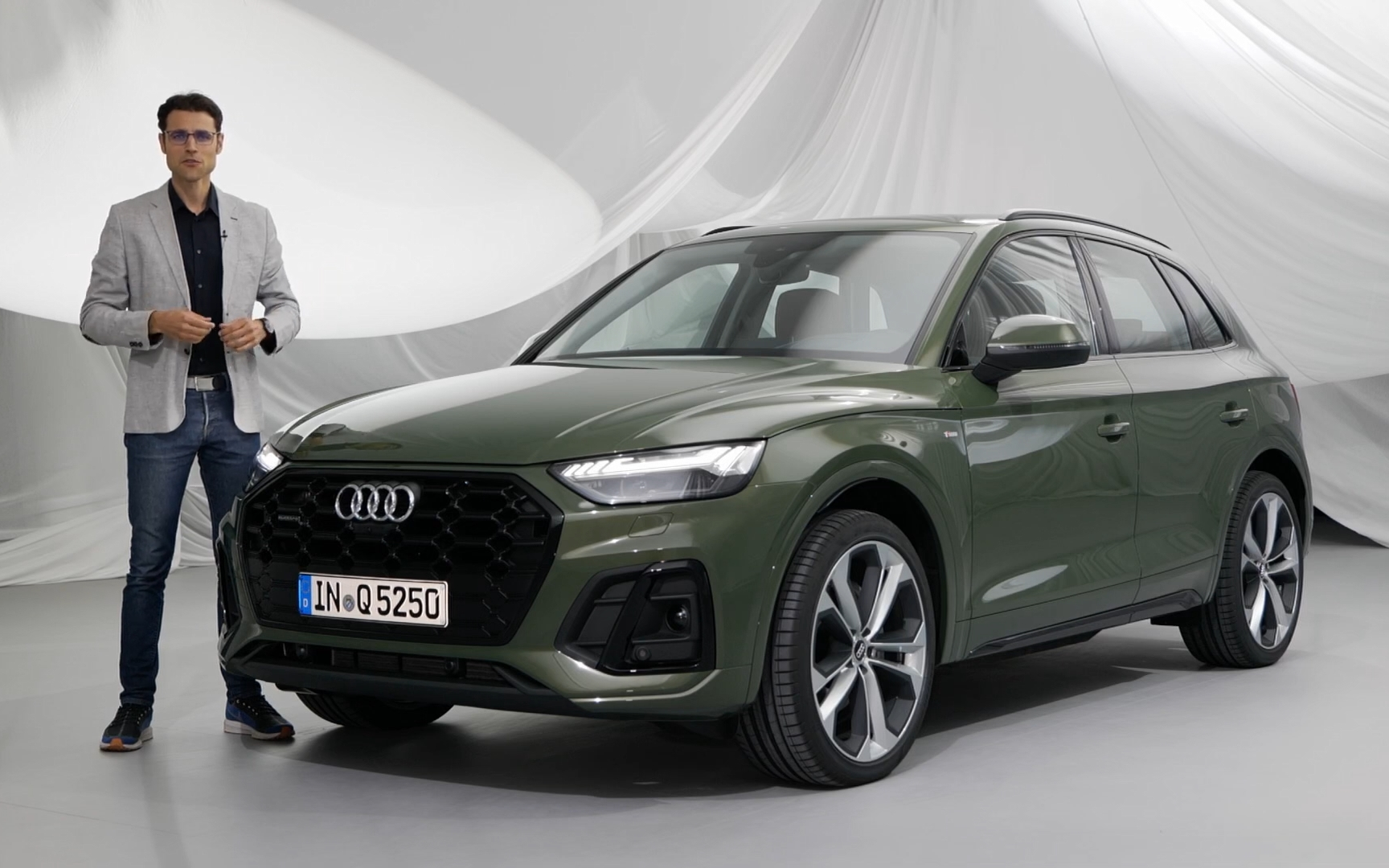 2021款 奥迪q5 小改款 全网超清首发-德国小伙带你内外饰极致深度评测