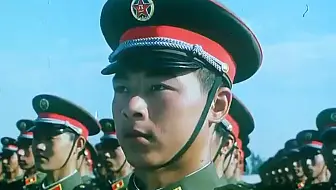 1984年阅兵为什么被奉为神一般的存在？看完你就明白了，超震撼！