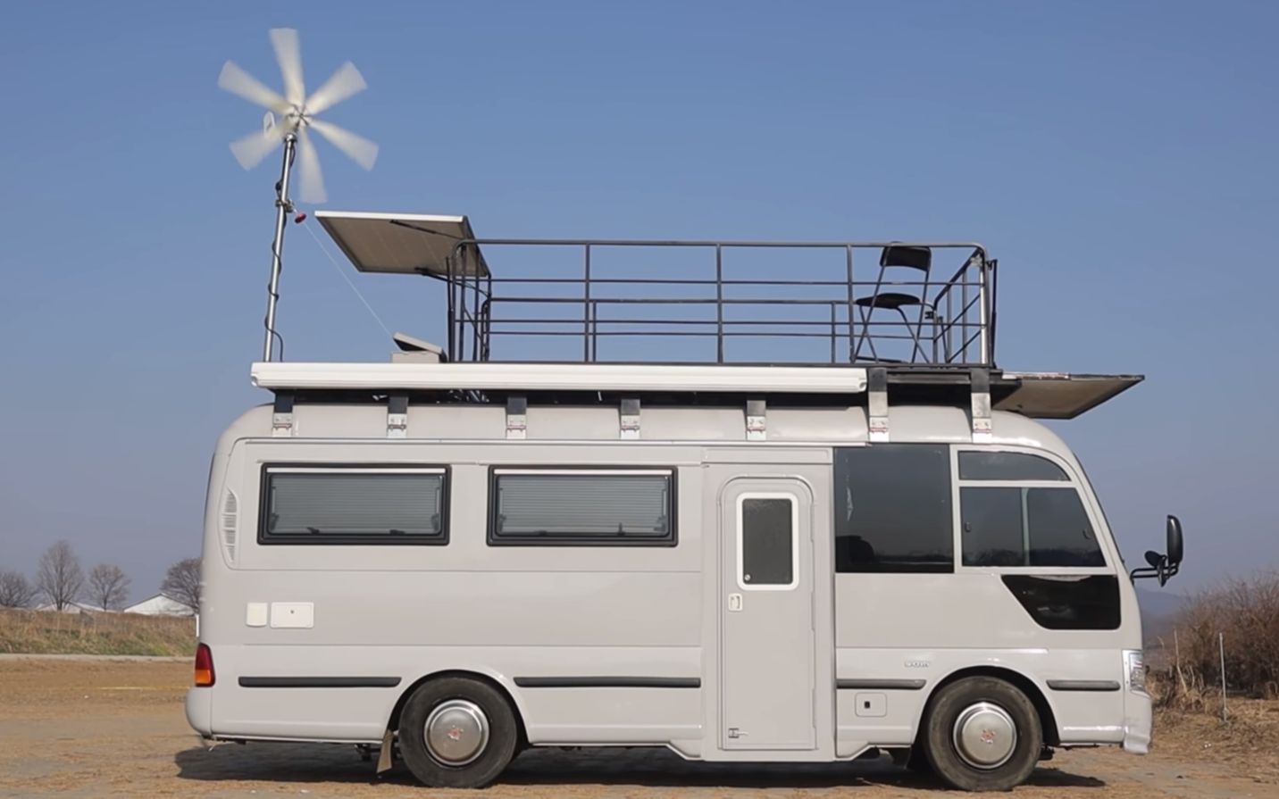 韩国牛人校巴改房车全过程 第38集完结篇(机翻字幕)_哔哩哔哩_bili