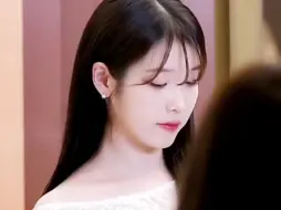 Download Video: 【IU】白色好适合我宝宝