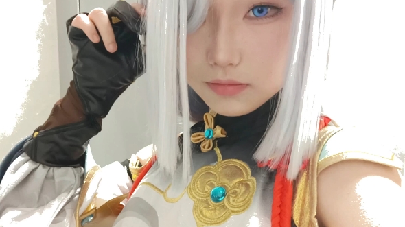 15岁初中生第1次cos下原神申鹤