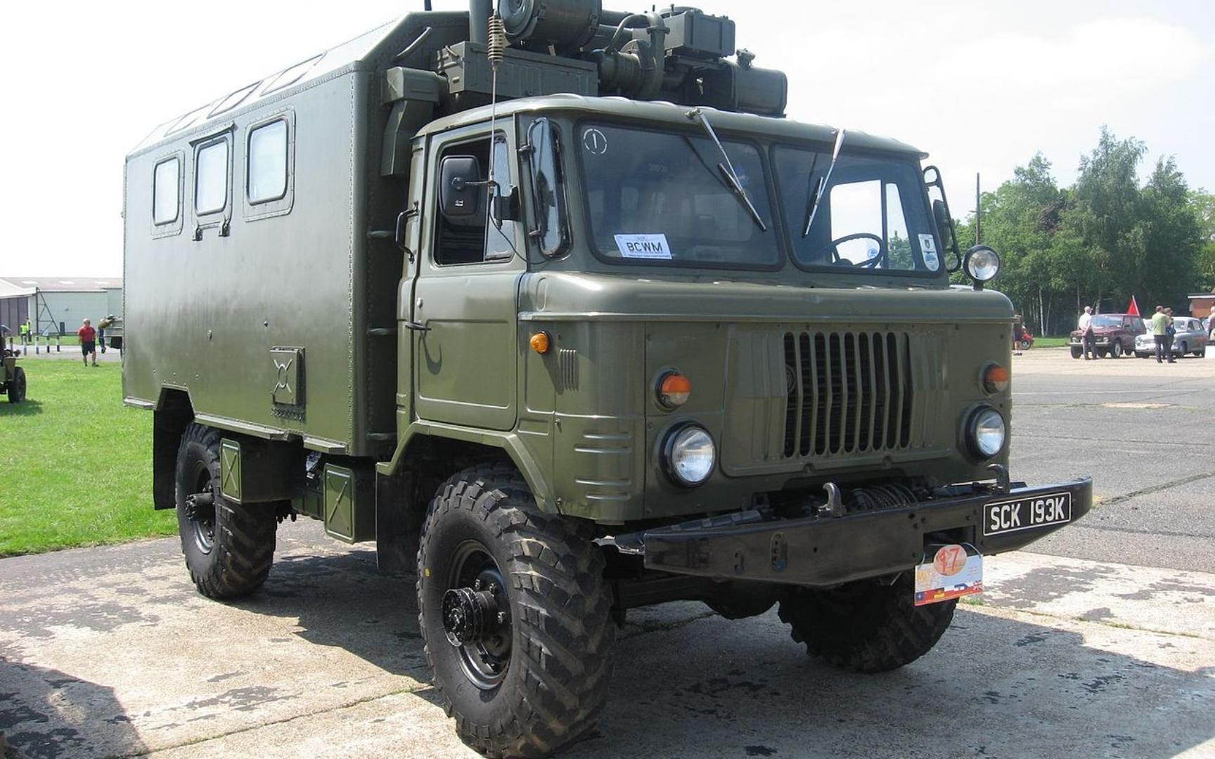 前苏联嘎兹-66轻型军用卡车