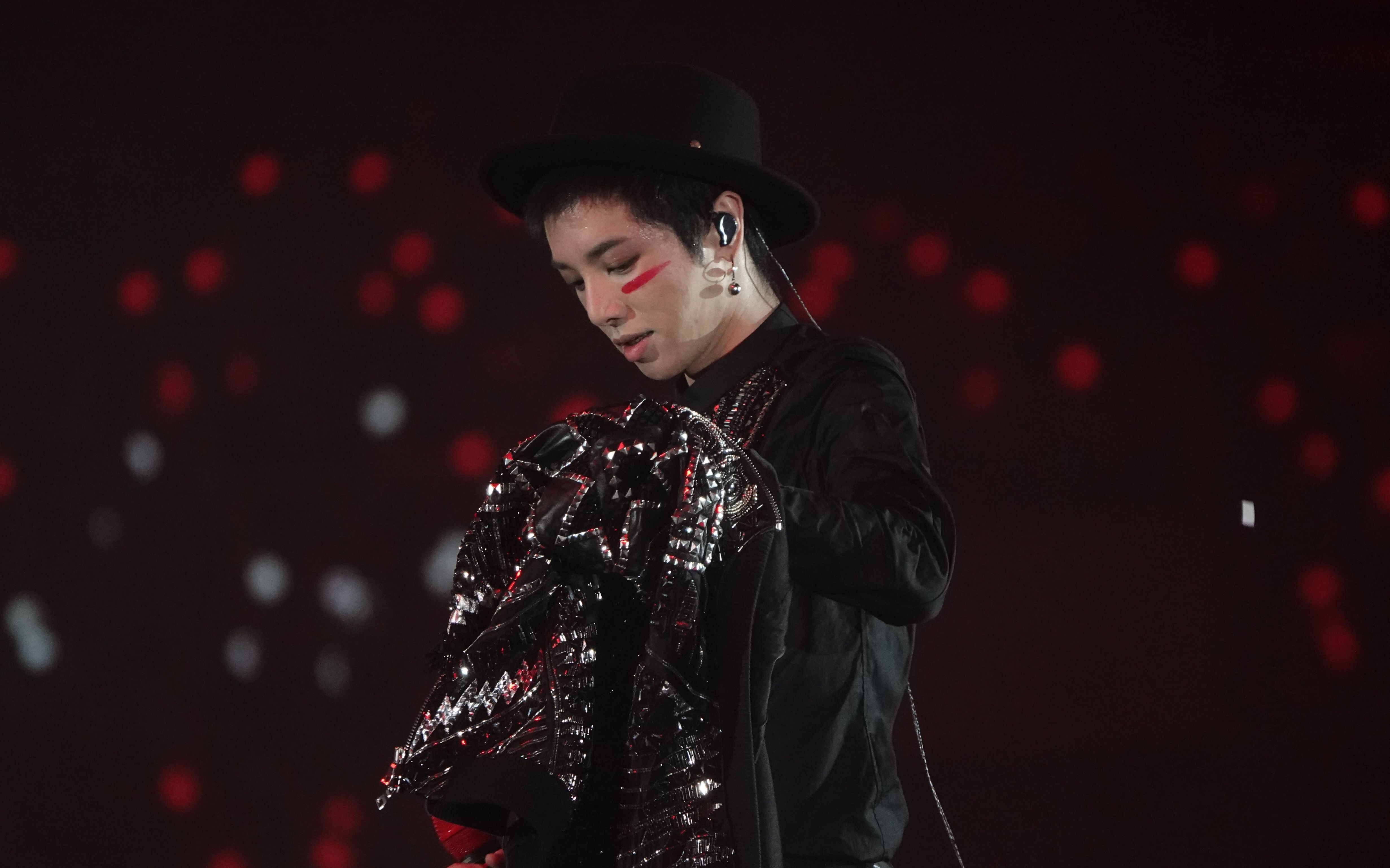华晨宇2019火星演唱会《家属》两部曲