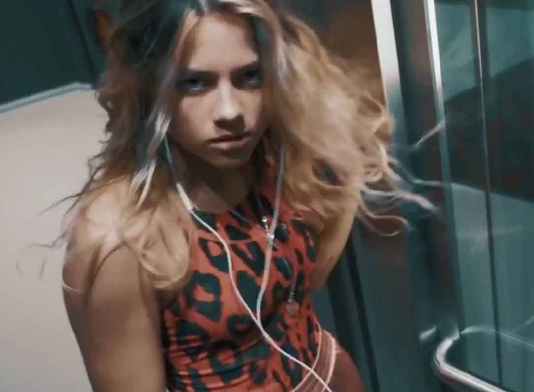 欧美神曲《superstar - beatrich》