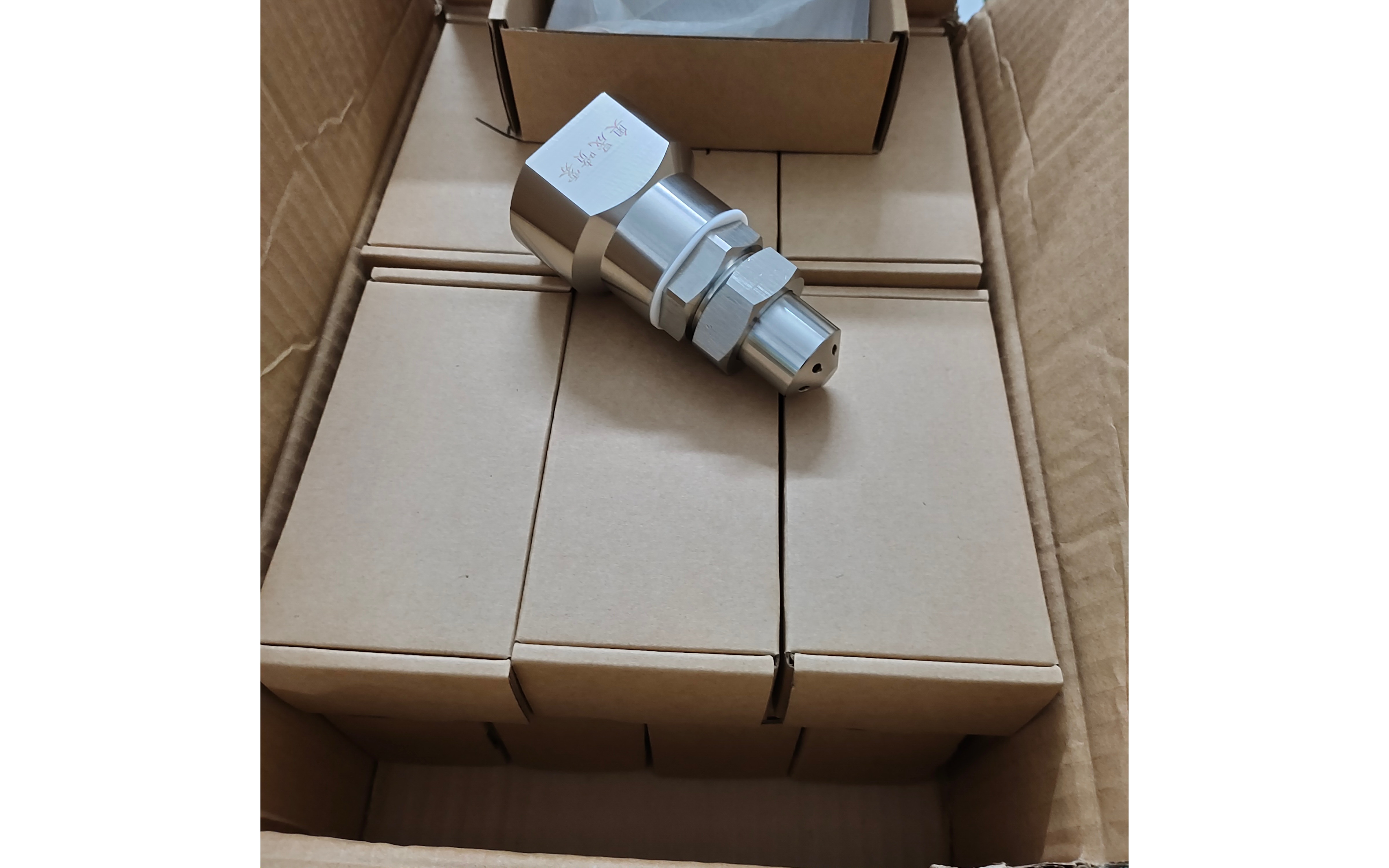 发一批粘稠液体雾化喷嘴,感谢饲料厂客户支持和信任