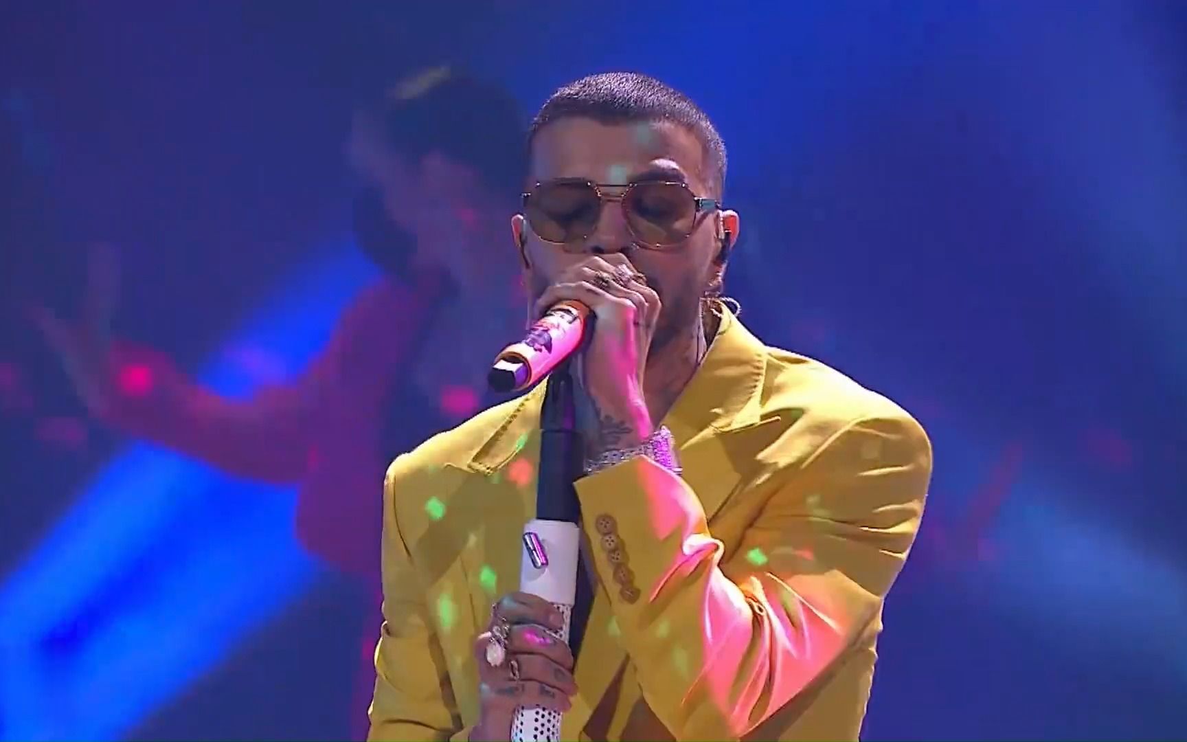 rauw alejandro现场演唱todo de ti