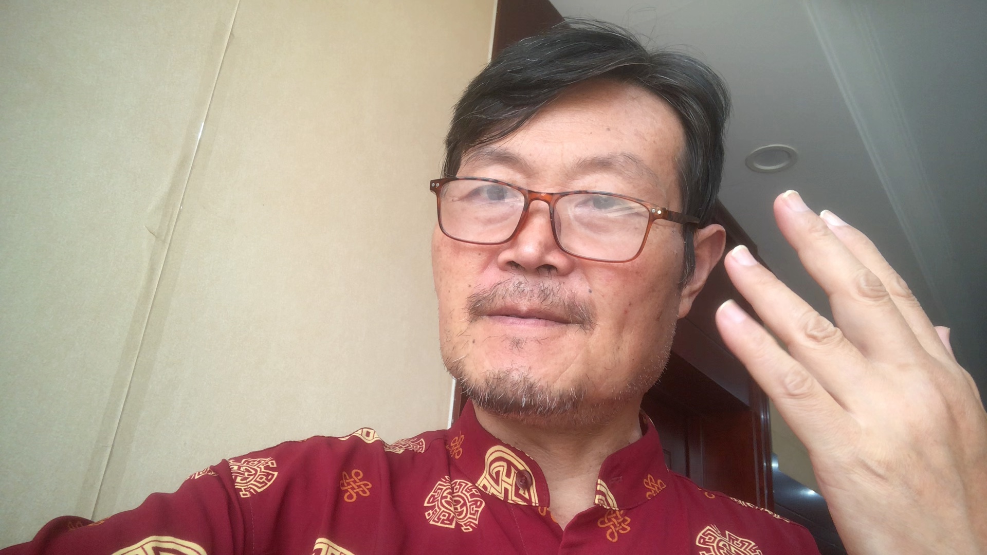 猪十戒练习歌戏口技笑星朗诵曲艺,想参加一年央视黄金一百秒