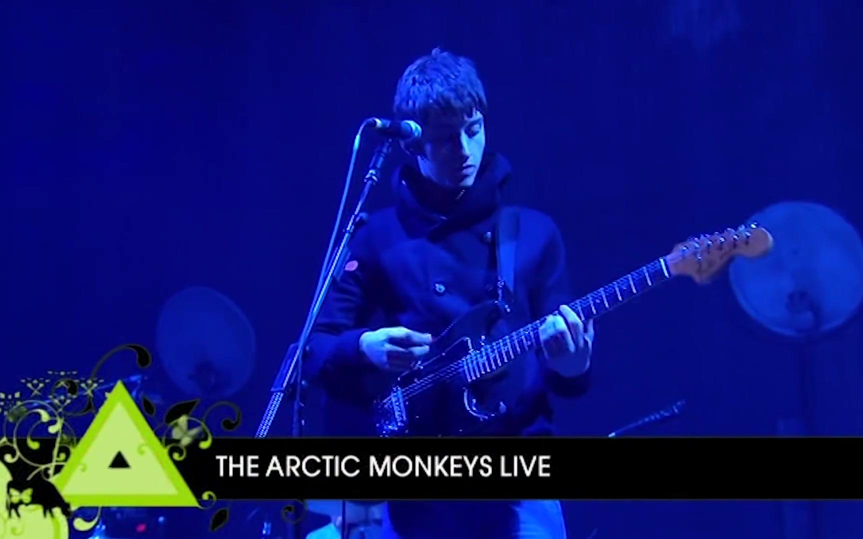 [图]Arctic Monkeys Live at Glastonbury 2007 Full Concert