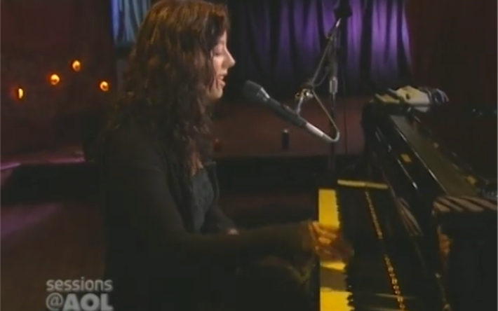 [图]Sarah McLachlan - Adia (Sessions @ AOL 2003)