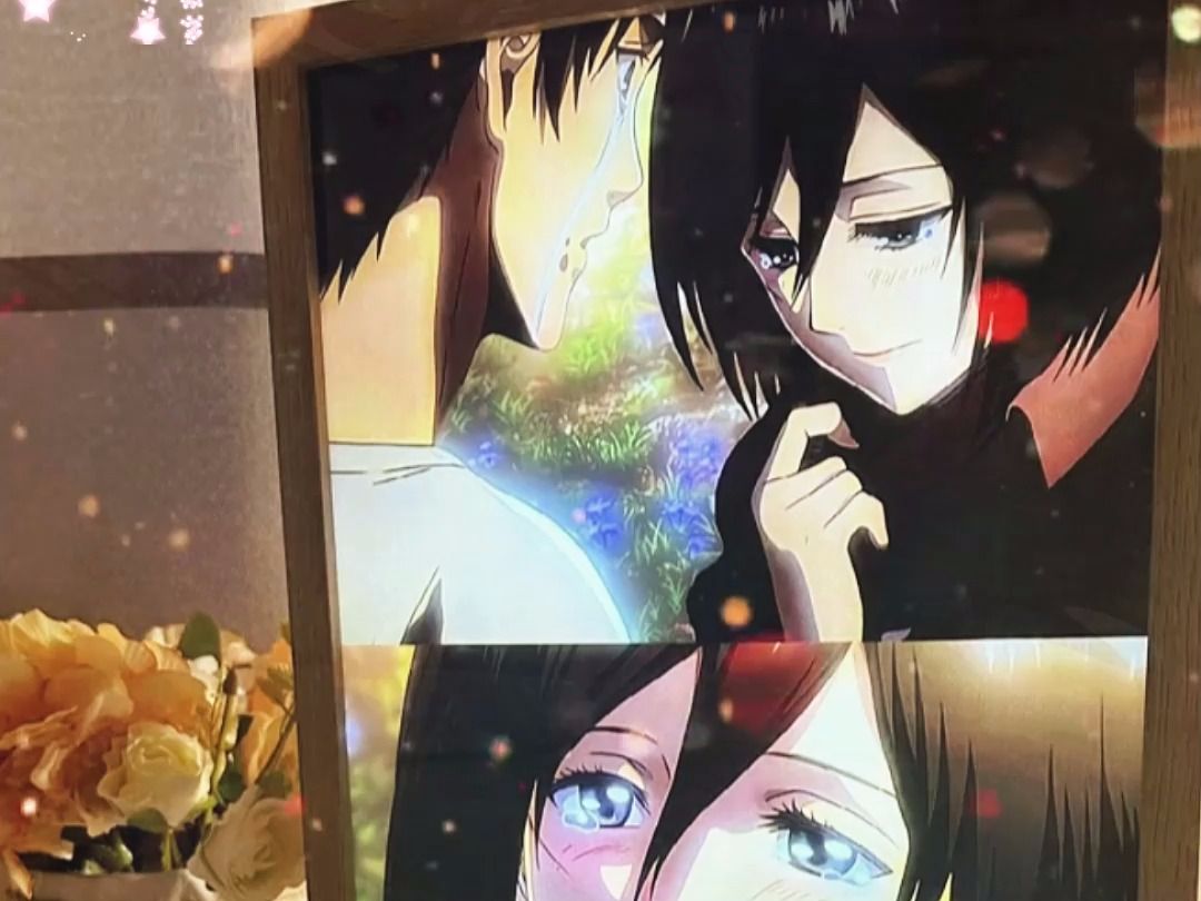 开灯前是三笠艾伦黑白漫画,开灯后美爆了!还是三笠老婆漂亮啊!