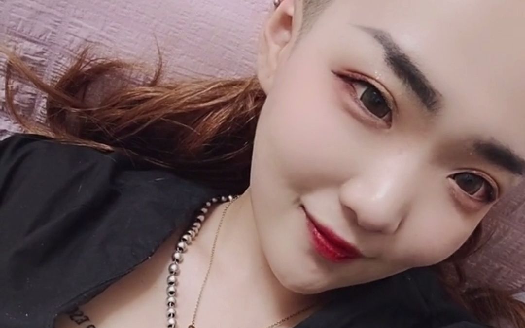 【土味大舞台】191 这妹妹的舌钉打的,谁看谁不迷糊?