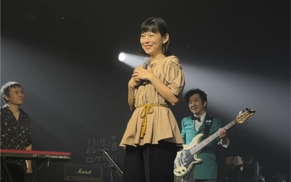 [图]Live__Blu Swing__「真夜中のドアStay With Me」「Flash」__广州疆进酒__日爵都市流行Blu Swing中國巡演广州站