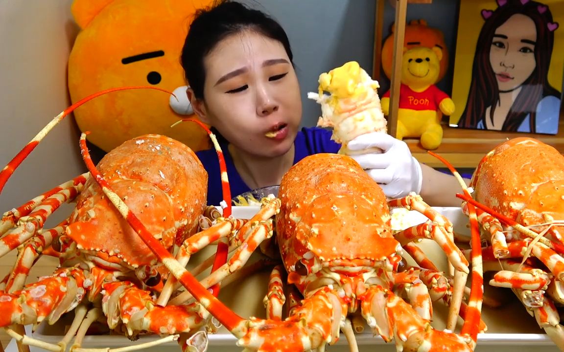 【韩国大胃王卡妹】吃三只超大的龙虾,这是家里有矿的人~~w