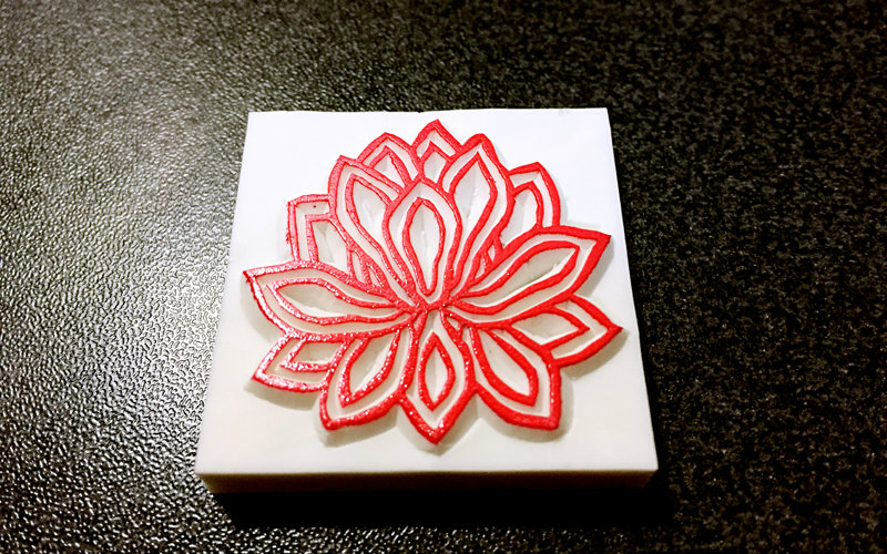 中国风中华风莲花纹样印章-朱小腰的橡皮章雕刻全过程-熊二嘻三句话
