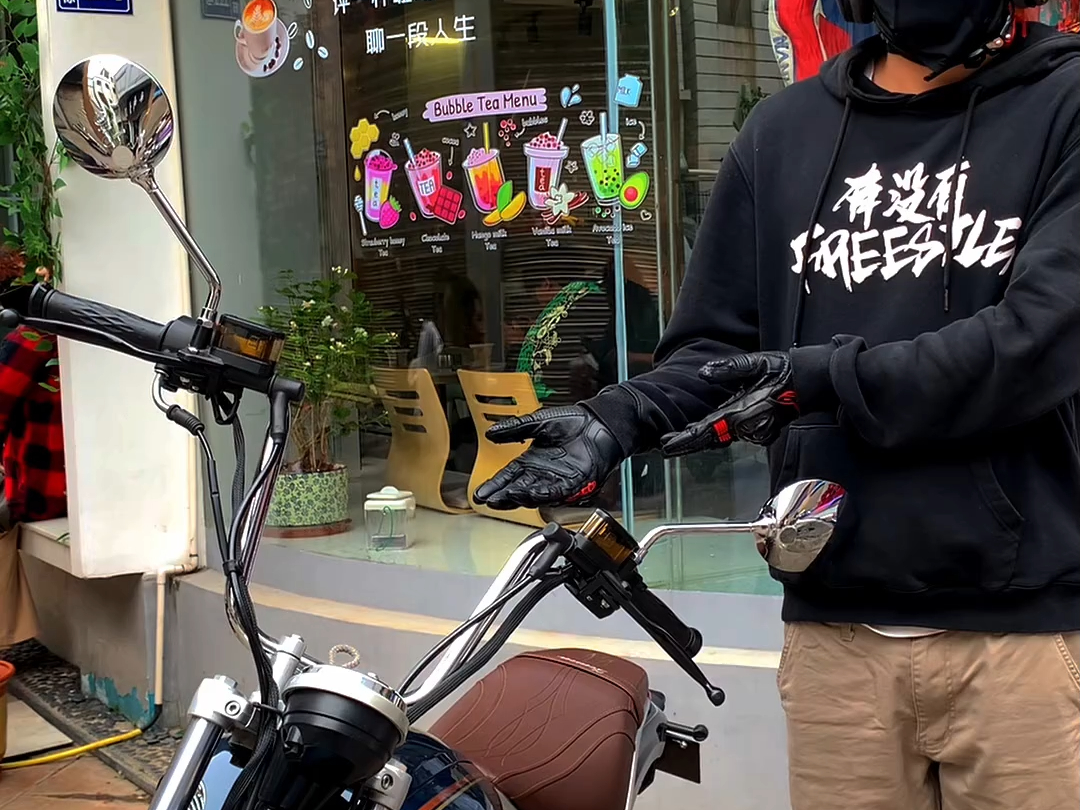 烈火战车本田nsr250与宗申优米怎么选?