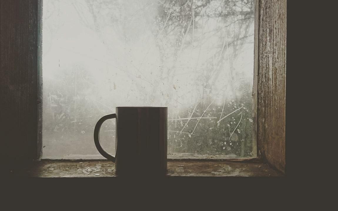 [图]【纯净自然声】 - 雷雨声 - 学习，放松，睡眠 - Thunderstorm Cabin Window