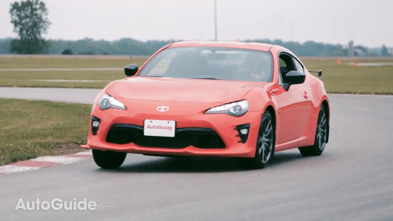 [auto guide] 2017 toyota 86 vs mazda mx-5 miata rf track