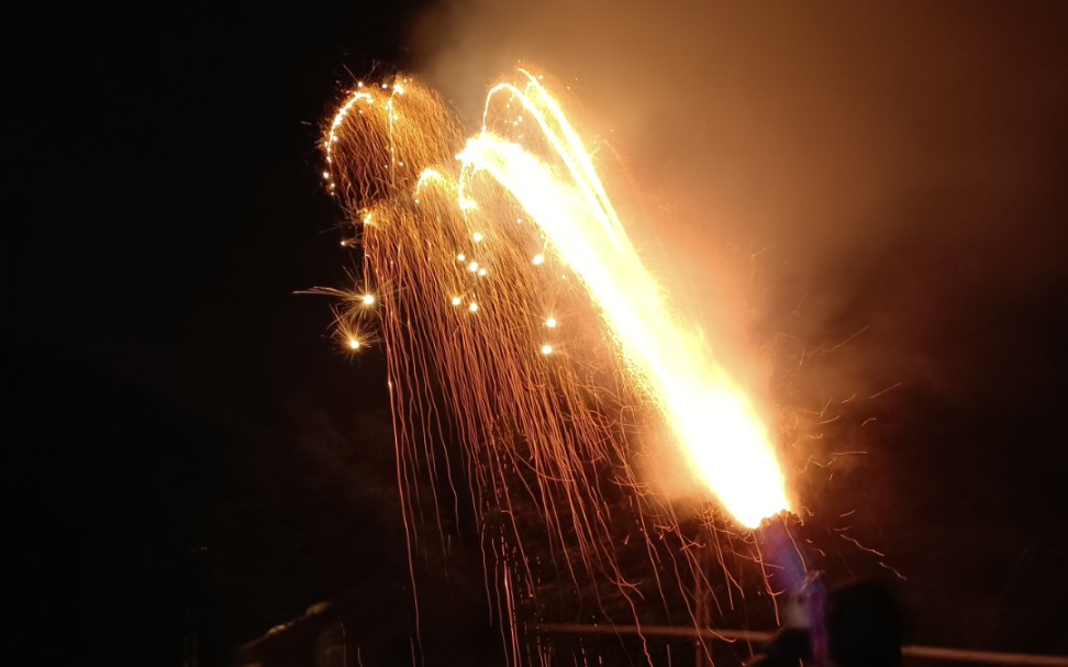 (烟花)喀秋莎集束导弹了解一下