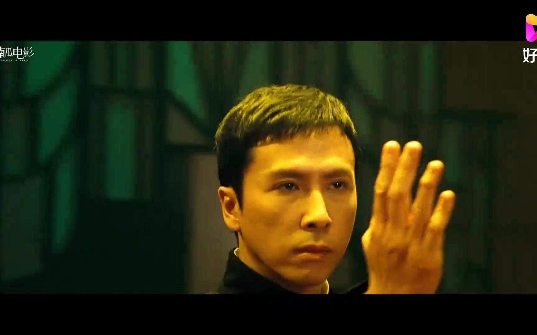 叶问2:龙卷风不愧是世界拳王,刚一开打,叶问就落入下风