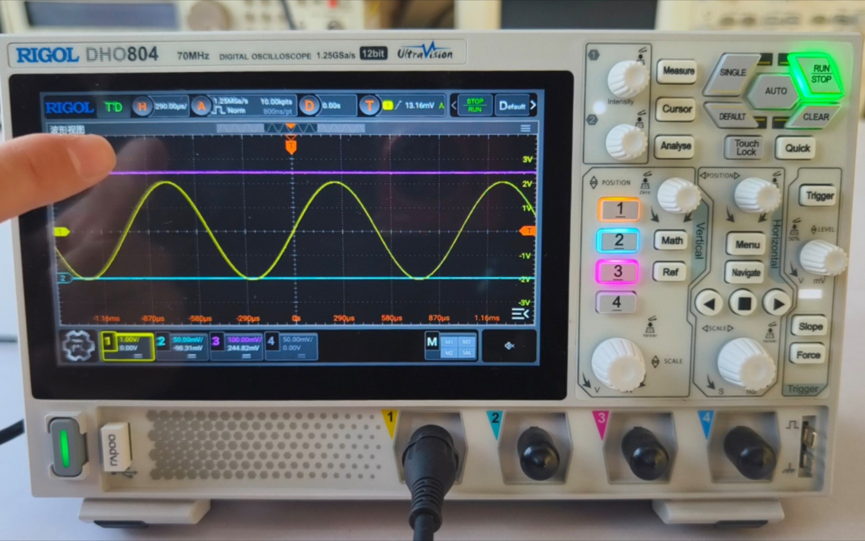 提高入门级示波器门槛 12bit示波器普源DHO800开箱及使用体验 RIGOL DHO804简单评测 入门级示波器军备竞赛正式开启哔哩哔哩bilibili