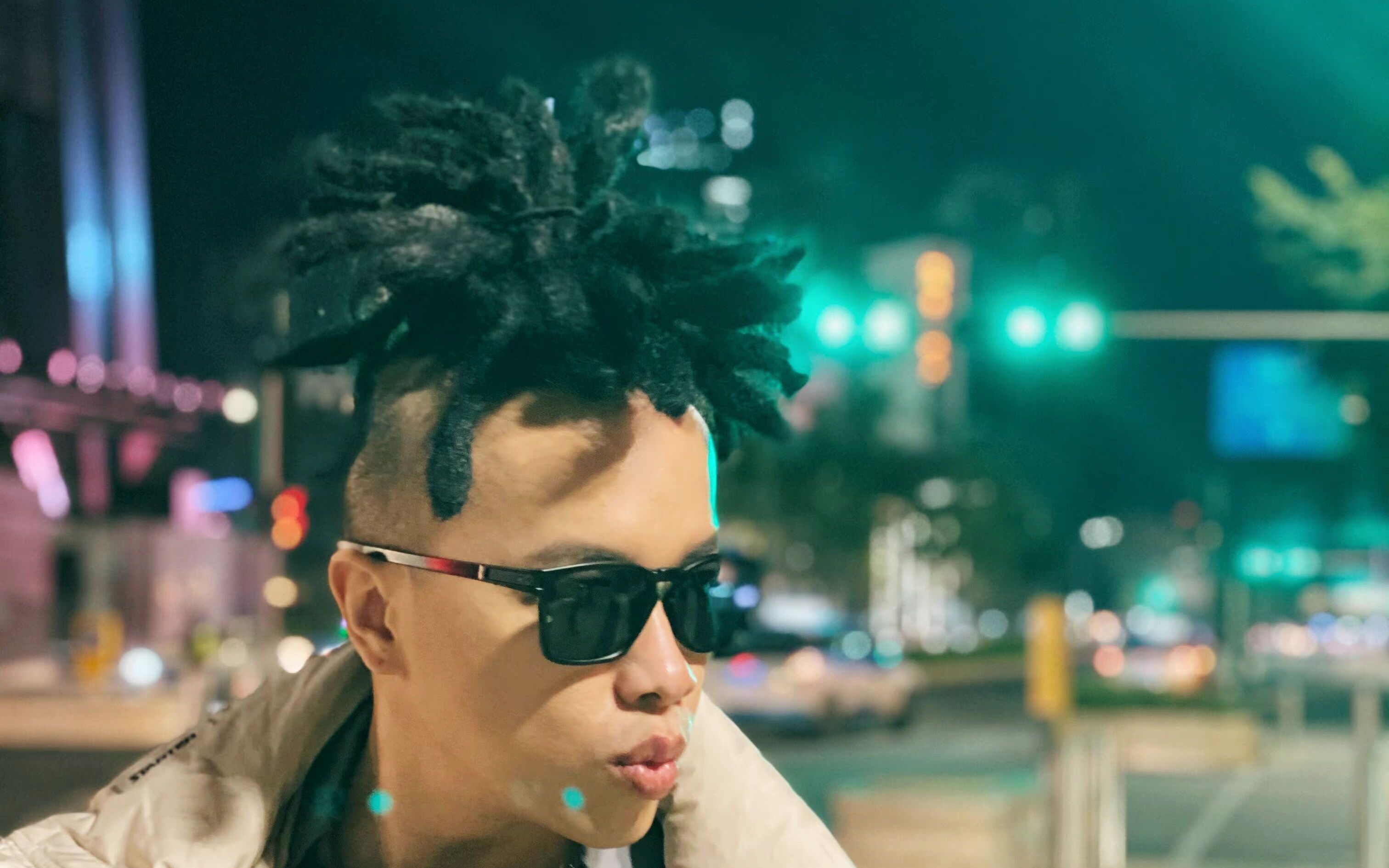 00后小哥 赵辰龙新歌《unique》?