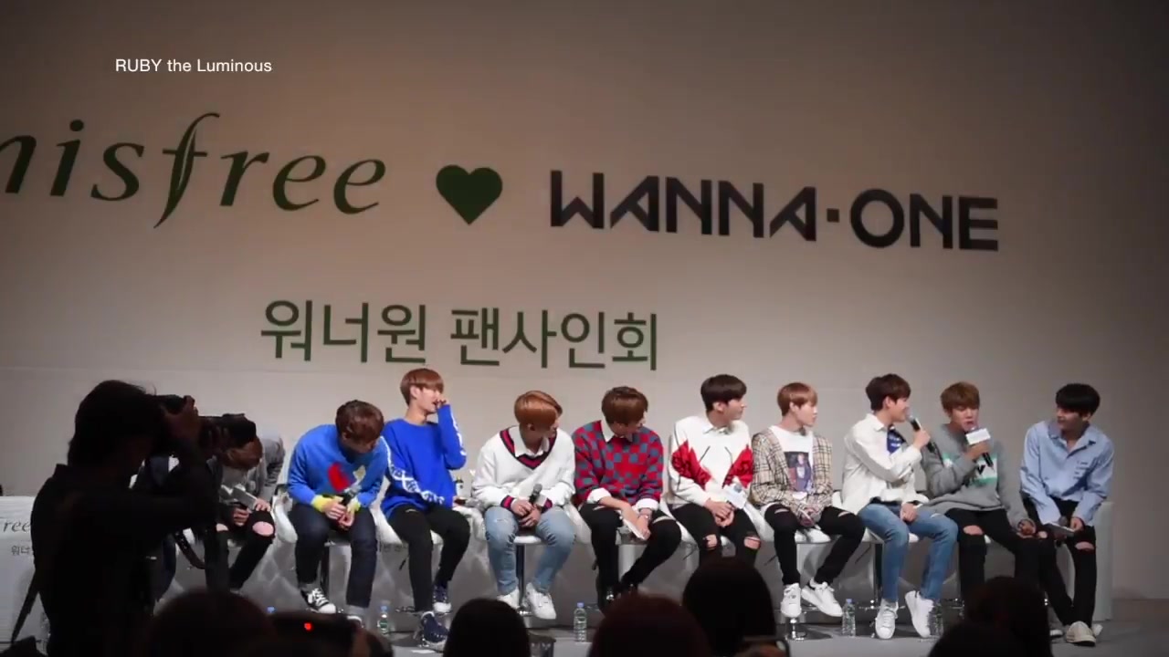 [图][Wanna One] 171001 塌塌唱You, Clouds, Rain 五金实力对嘴 Innisfree签名会