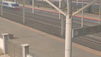大庆西站偶遇钢轨探伤车停车