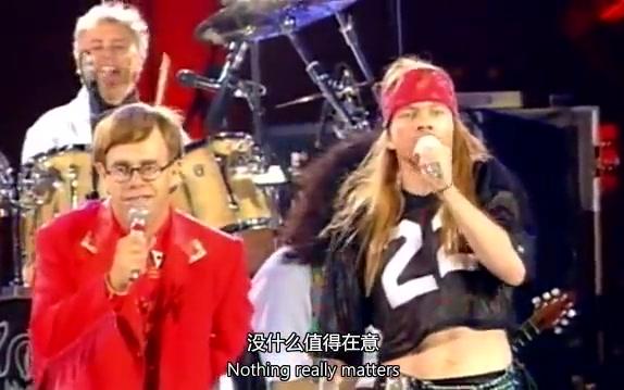 [图]【中字】Elton John与枪花主唱Axl 同台演唱 Bohemian Rhapsody