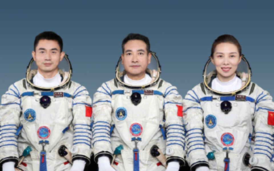 刺客信条英灵殿格洛斯特郡篇:萨温节的第一夜,不给糖果就捣蛋!