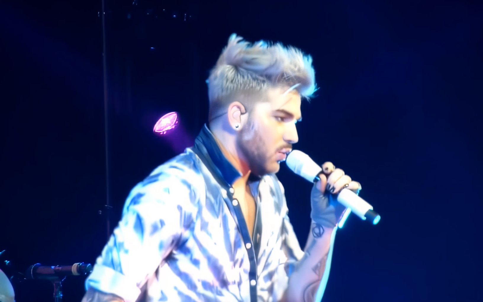 [图]【4𝑲】【进来舔屏】Adam Lambert Lay Me Down Shady Fever 超帅现场