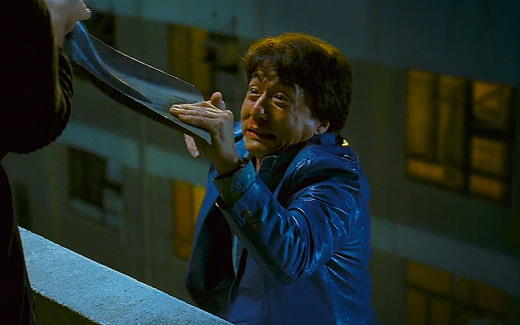 成龙动作电影11个高难度镜头看完手里捏了一把汗