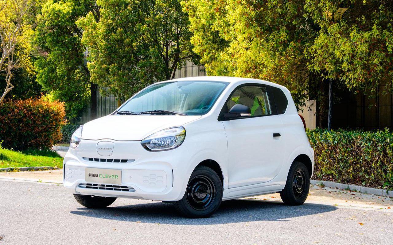 狙击五菱宏光mini?宝骏e200杀手?售价3.99香不香?