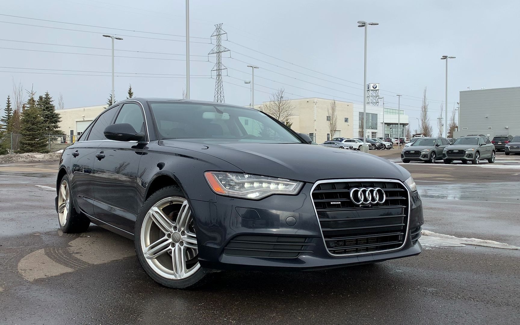 缺少庄严和尊贵感的官车2013款奥迪a6