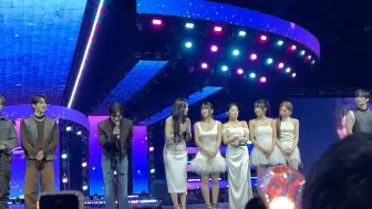 Tải video: 20231119泰国super sound 全员打招呼 fancam