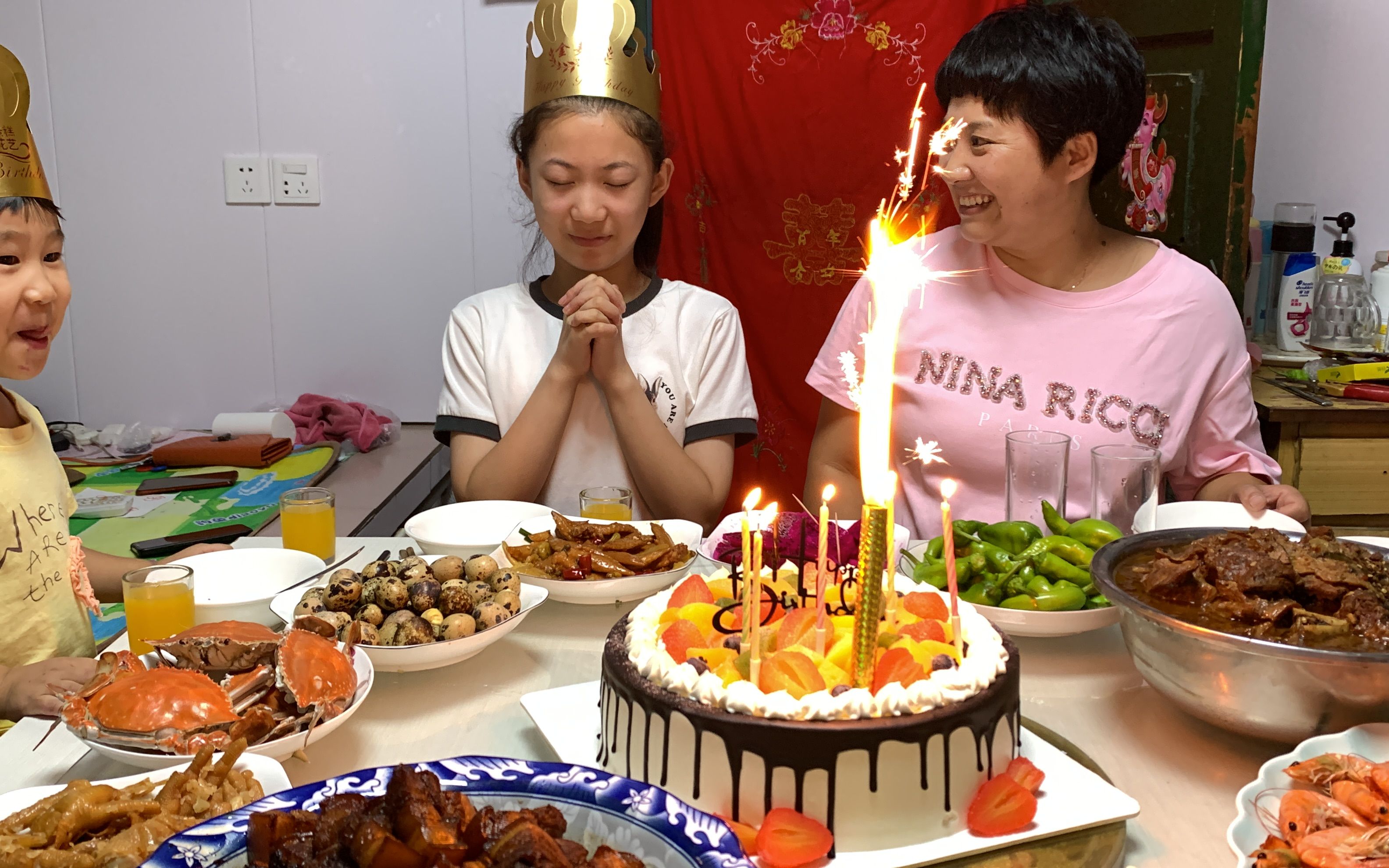 [图]女儿生日收到很多粉丝朋友的祝福，感谢你们一路宠爱，关心，呵护