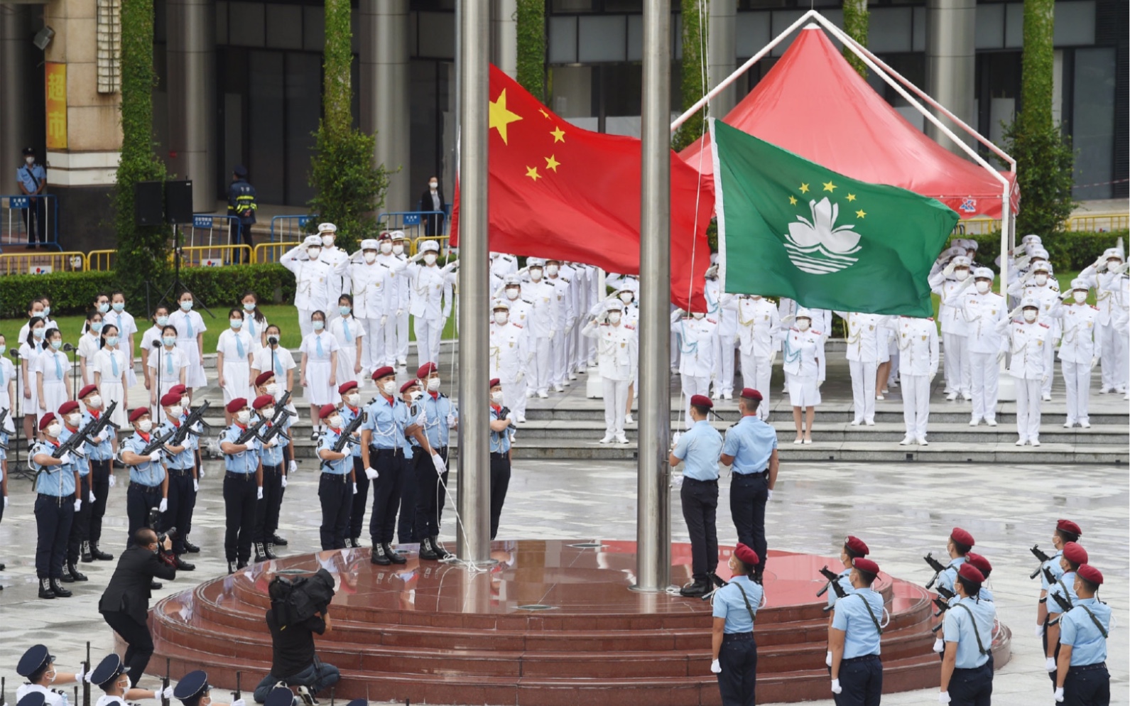 [图]澳门特区庆祝中华人民共和国成立71周年升旗仪式 20201001